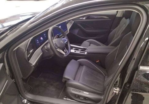 Volkswagen Passat Variant, 2024 3