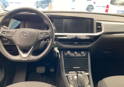 Opel Grandland X, 2022 3