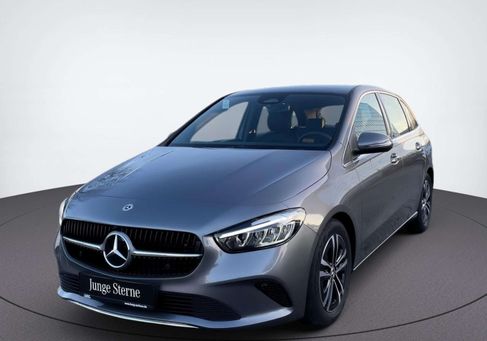 Mercedes-Benz B 180, 2024