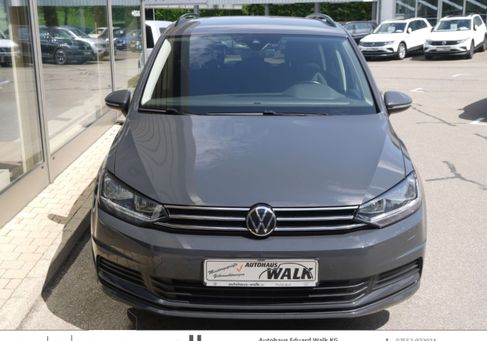 Volkswagen Touran, 2022
