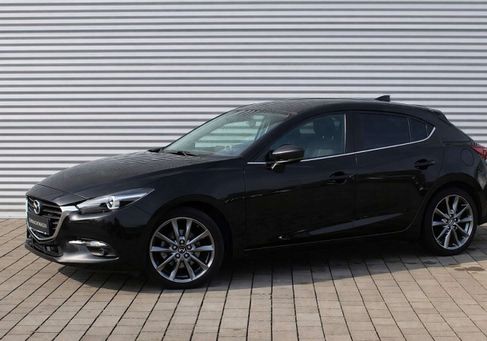 Mazda 3, 2017