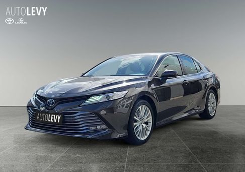 Toyota Camry, 2019