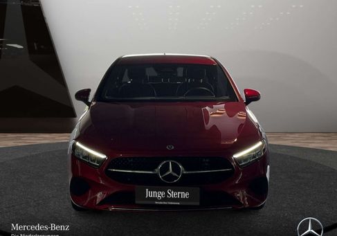 Mercedes-Benz A 200, 2025