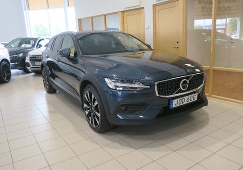 Volvo V60 Cross Country, 2020