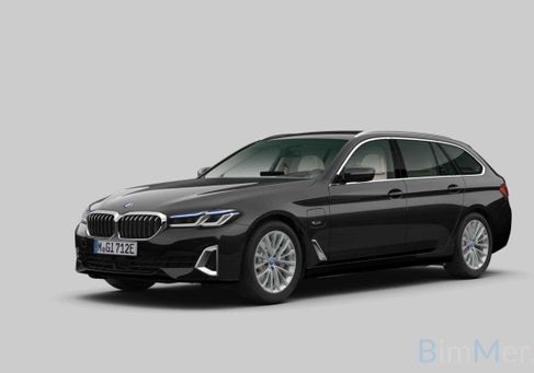 BMW 530, 2022