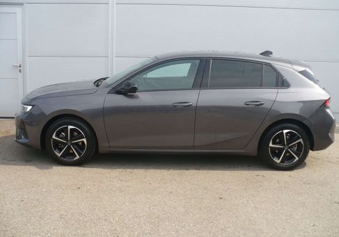Opel Astra, 2024