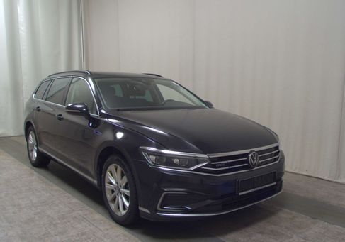 Volkswagen Passat Variant, 2023 3