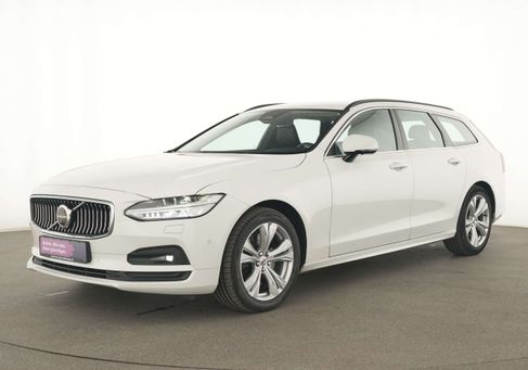 Volvo V90, 2022