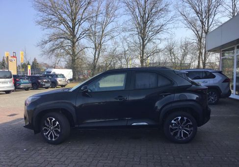 Toyota Yaris Cross, 2025