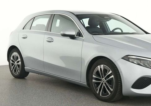 Mercedes-Benz A 180, 2025