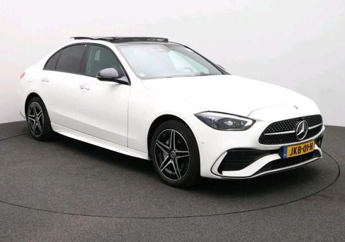 Mercedes-Benz C 300, 2025 3
