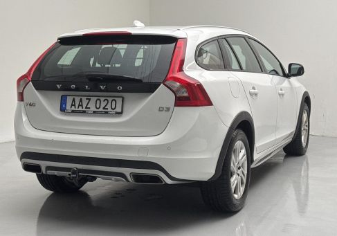 Volvo V60 Cross Country, 2018