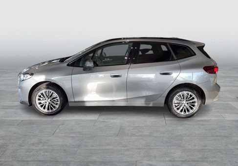 BMW 216, 2025 2