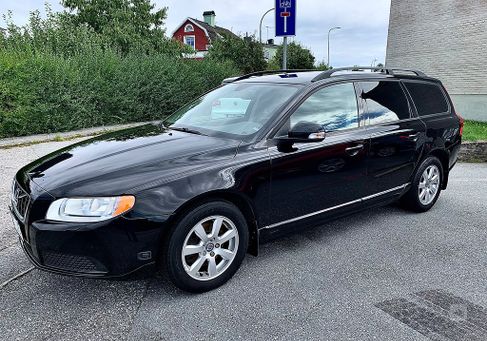 Volvo V70, 2011