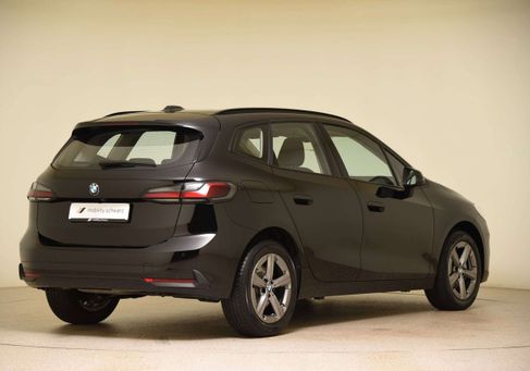 BMW 218, 2025 3