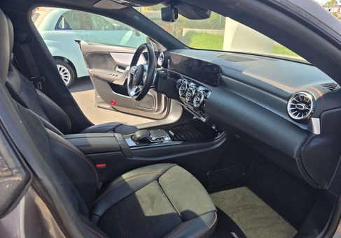 Mercedes-Benz CLA 200, 2019