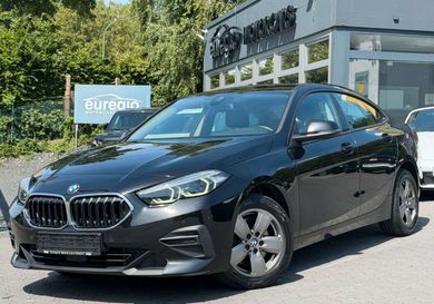 BMW 216, 2020