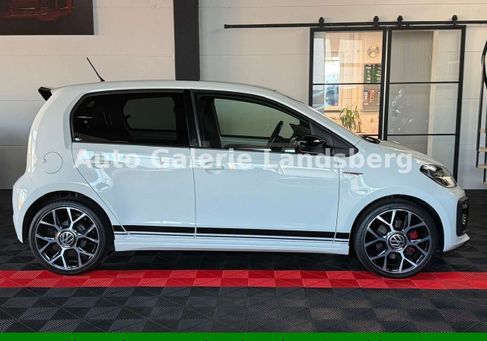Volkswagen up!, 2019