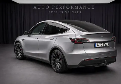 Tesla Model Y, 2024 3
