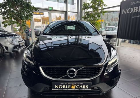 Volvo V40, 2018