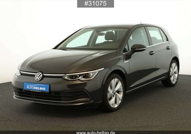 Volkswagen Golf, 2024