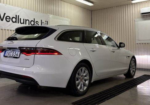Jaguar XF, 2019