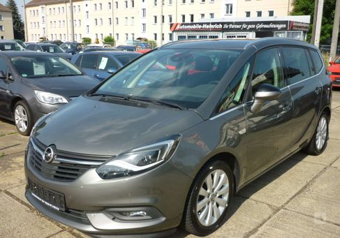 Opel Zafira, 2019
