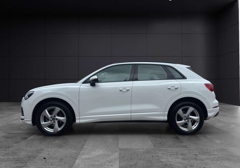 Audi Q3, 2022