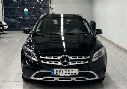 Mercedes-Benz GLA 200, 2019