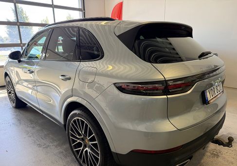 Porsche Cayenne, 2020