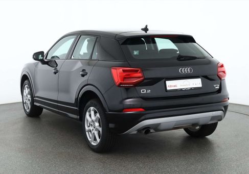 Audi Q2, 2018 3