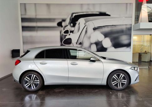 Mercedes-Benz A Klasė, 2022