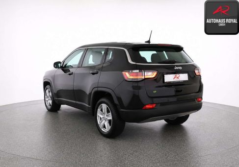 Jeep Compass, 2025 2