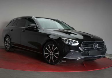 Mercedes-Benz E 300, 2022