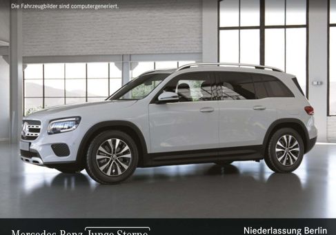 Mercedes-Benz GLB 180, 2023 3