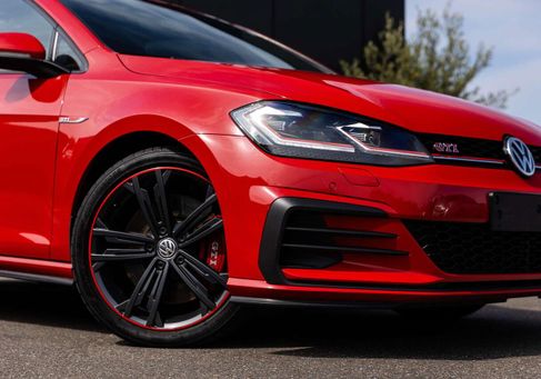 Volkswagen Golf, 2019 3