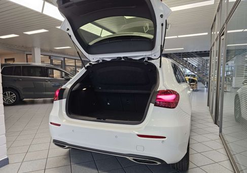 Mercedes-Benz A 180, 2026 3