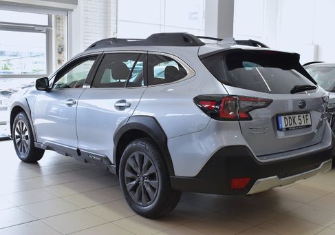 Subaru OUTBACK, 2023