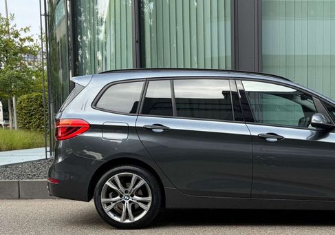 BMW 220, 2018