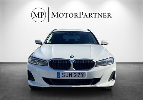 BMW 330, 2023 3
