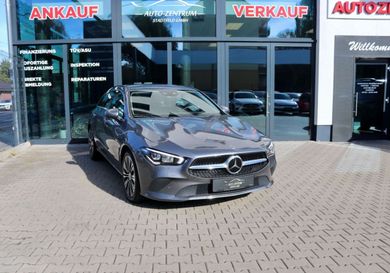 Mercedes-Benz CLA 200, 2022