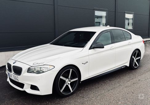 BMW 520, 2012