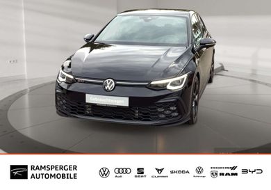 Volkswagen Golf, 2023
