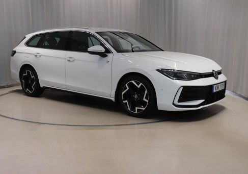 Volkswagen Passat Variant, 2025 3