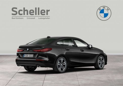 BMW 220, 2023 3
