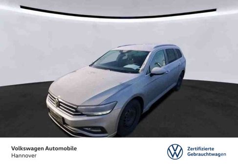 Volkswagen Passat Variant, 2022