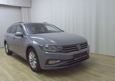 Volkswagen Passat Variant, 2023 3
