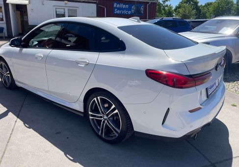 BMW 218, 2021