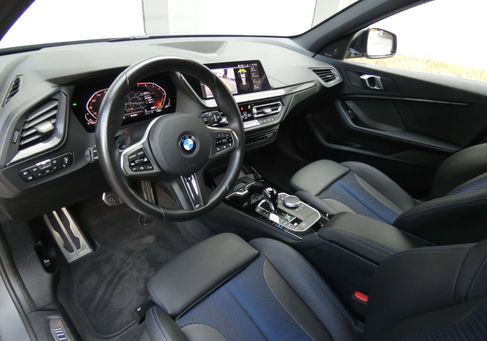 BMW 118, 2023