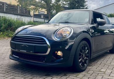 MINI ONE, 2019